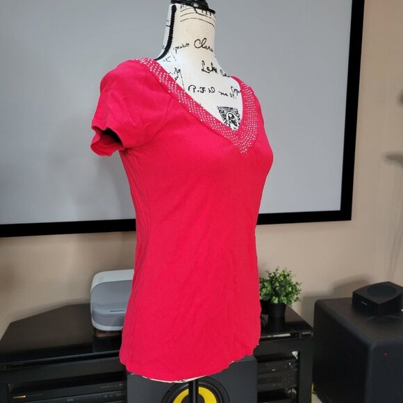 Westport 1962 Red V-Neck Top with Embellished Neckline - Size Medium - Picture 3 of 10